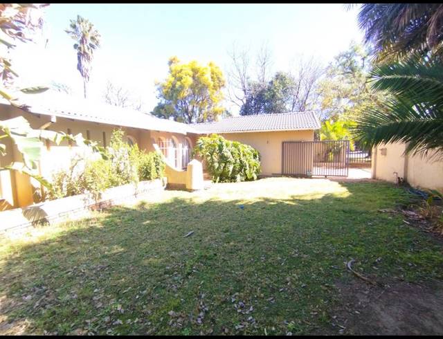 5 BEDROOM HOUSE FOR SALE IN SUNWARD PARK